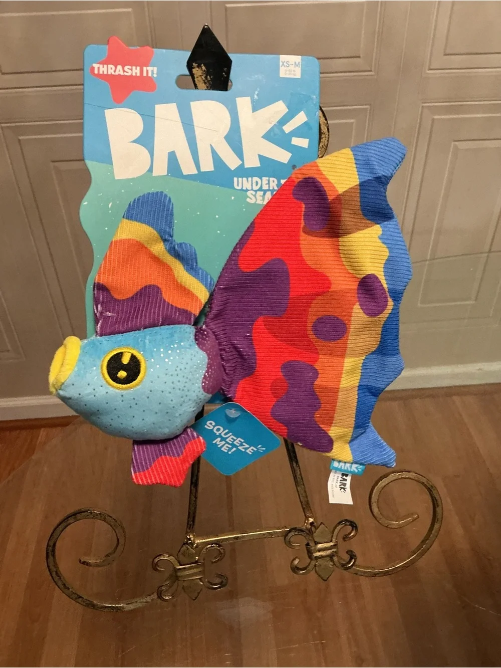 NEW Bark Under The Seams Thrash It Squeeze Me Fish Dog Toy 9” Clinker & Squeaker